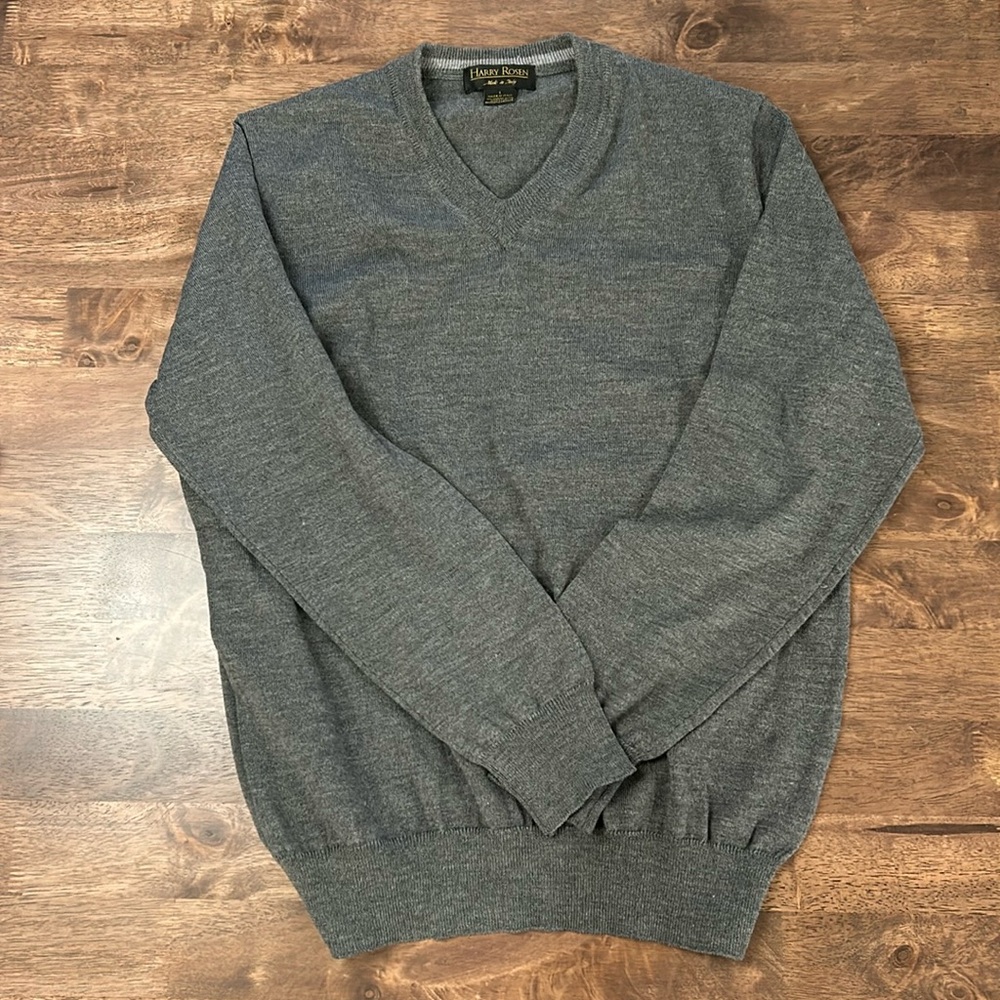 Men's V-Neck Merino Blend Sweater - Gray